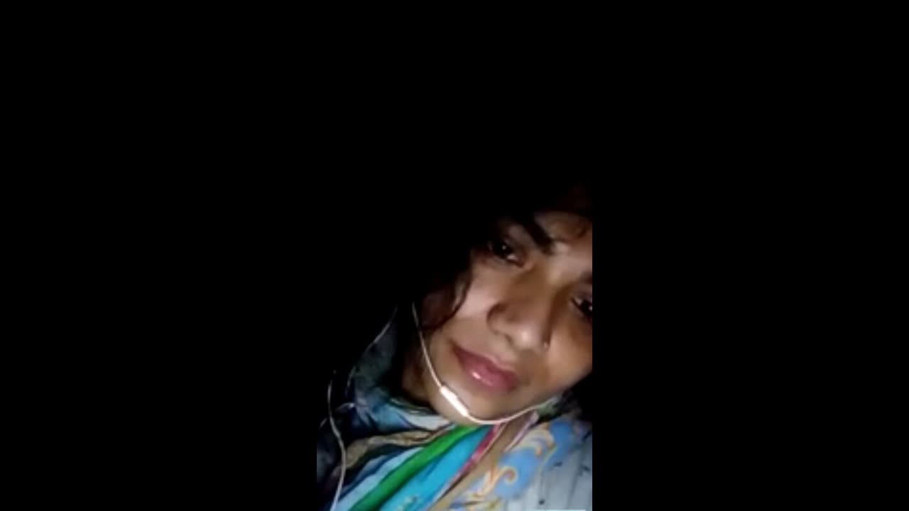 Horny Gf Showing