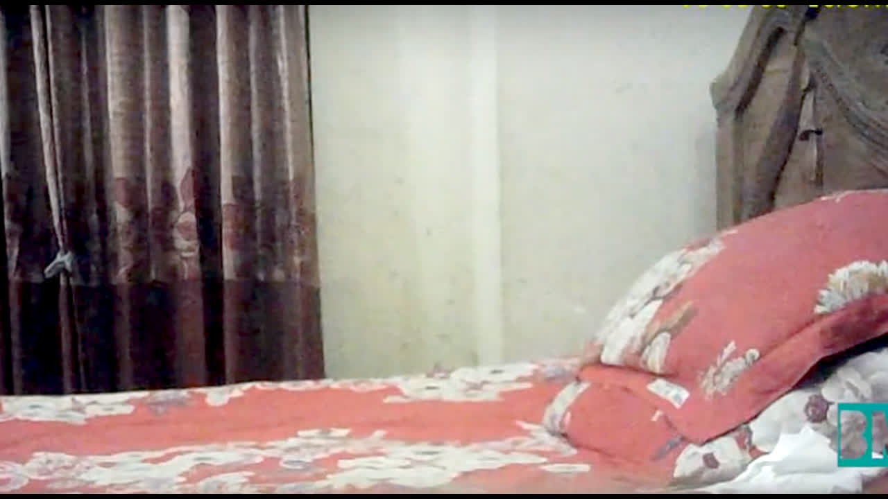 Hot Desi hot Indian Couple has Hardcore Sex at night