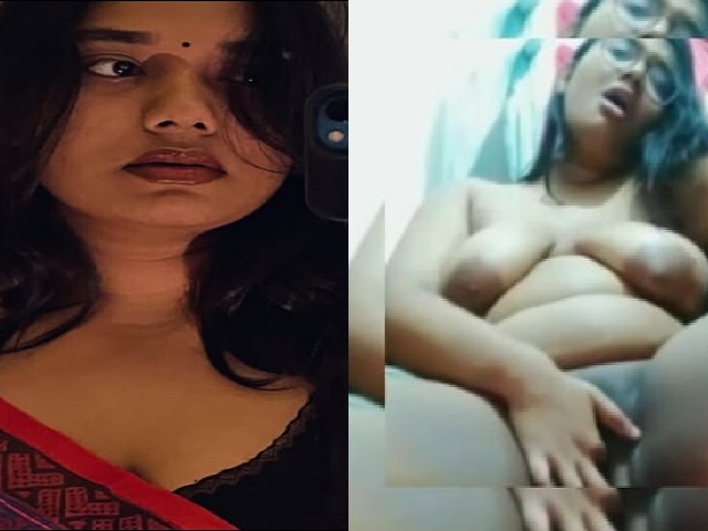 Chubby tanker Bengali MILF Zerina sits naked to finger cunt
