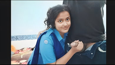 High school gorgeous girl Amyra viral sex with real Hindi talk